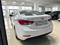 2014 Hyundai Elantra V (MD) Рестайлинг, белый - вид 4