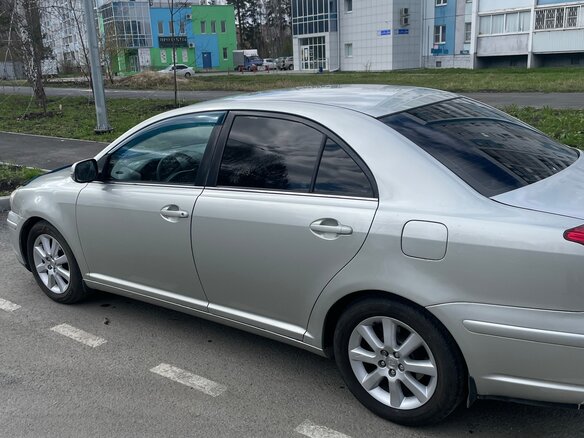 2006 Toyota Avensis II Рестайлинг, серебристый, 600000 рублей - вид 6