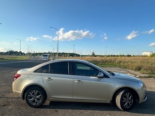 2012 Chevrolet Cruze I, бежевый, 1300000 рублей, вид 4