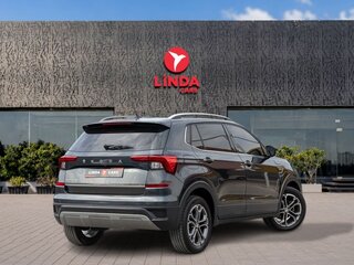 2023 Skoda Kushaq I, чёрный, 1758000 рублей, вид 2