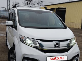 2015 Honda Stepwgn Spada V, белый, 1850000 рублей, вид 5