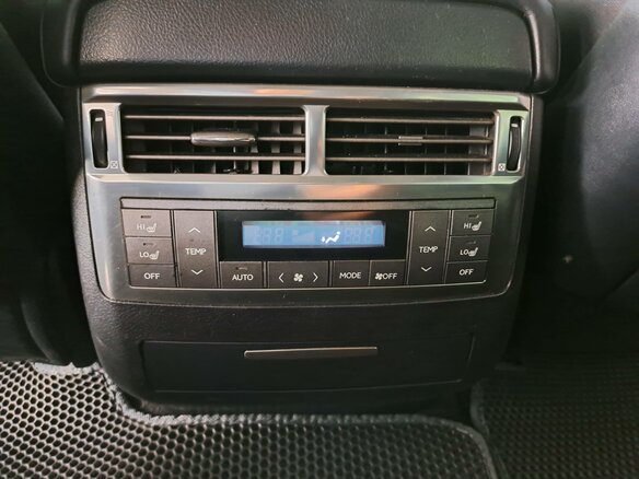 2011 Lexus LX 570 III, чёрный, 2610000 рублей - вид 13