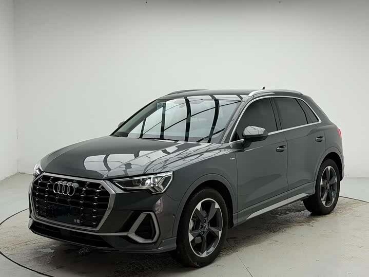Открыть фотографии: Audi Q3 II (F3)