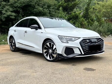 2022 Audi A3 35 TFSI Long IV (8Y), белый, 2090000 рублей, вид 1