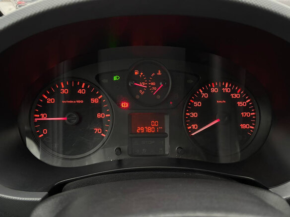 2013 Peugeot Partner, белый, 760000 рублей - вид 38