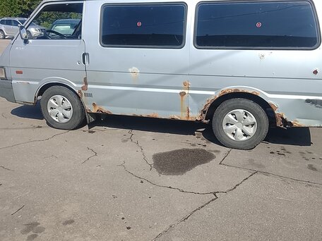 1996 Kia Besta, серебристый, 180000 рублей, вид 4