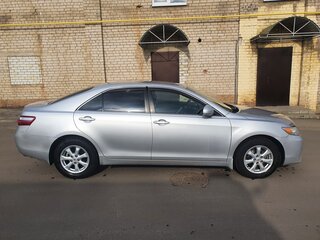 2011 Toyota Camry VI (XV40) Рестайлинг, серебристый, 1450000 рублей, вид 4
