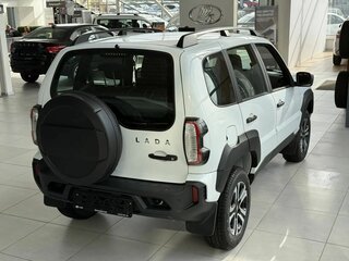 2026 Lada (ВАЗ) Niva Travel I Рестайлинг, белый, 1717000 рублей, вид 3