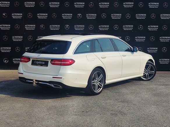 2018 Mercedes-Benz E-Класс 400 d V (W213, S213, C238), белый, 3800000 рублей - вид 1