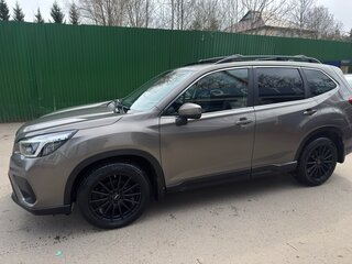 2020 Subaru Forester V, бежевый, 3000000 рублей, вид 5