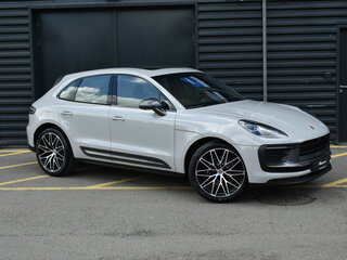 2026 Porsche Macan I Рестайлинг 2, серый, 12990000 рублей, вид 3
