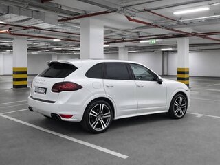 2014 Porsche Cayenne GTS II (958), белый, 2200000 рублей, вид 4