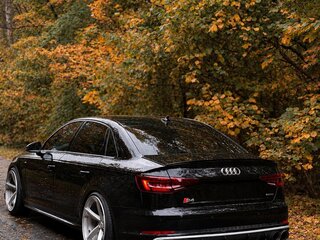 2018 Audi A4 V (B9), чёрный, 3100000 рублей, вид 2