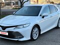 2019 Toyota Camry VIII (XV70), белый, 2750000 рублей - вид 2