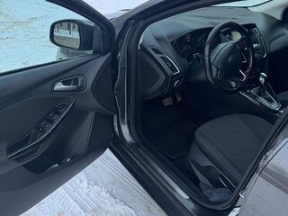 2018 Ford Focus III Рестайлинг, серый, 999999 рублей, вид 2