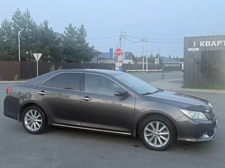 2014 Toyota Camry VII (XV50), серый, 1550000 рублей, вид 4