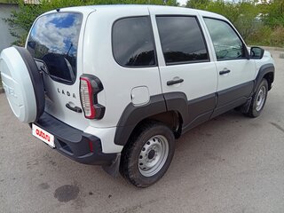 2024 Lada (ВАЗ) Niva Travel I, белый, 1025000 рублей, вид 4