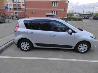 2010 Renault Scenic III, серебристый, 650000 рублей, вид 5