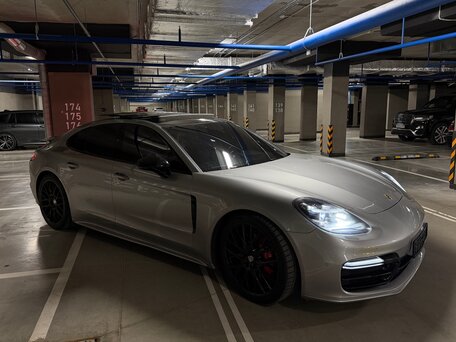 2018 Porsche Panamera 4S II, серебристый, 7100000 рублей, вид 4