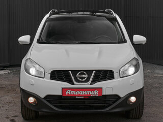 2011 Nissan Qashqai+2 I Рестайлинг, белый, 1395000 рублей, вид 2
