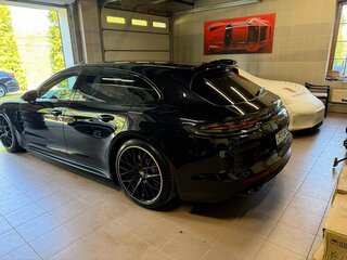 2019 Porsche Panamera GTS Sport Turismo II, чёрный, 8500000 рублей, вид 3