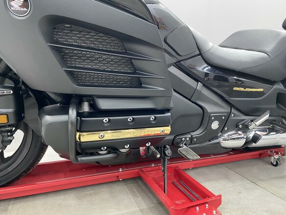 2013 Honda GL 1800 Gold Wing, чёрный, 1250000 рублей - вид 15