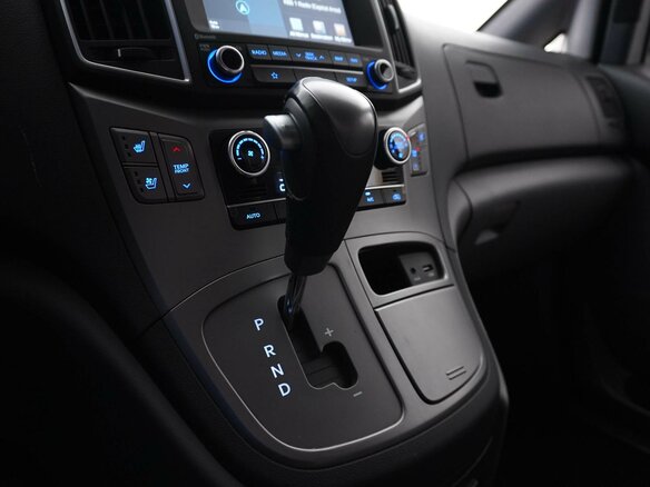 2018 Hyundai Grand Starex I Рестайлинг 2, серый, 3899077 рублей - вид 18