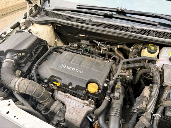 2012 Opel Astra J Рестайлинг, белый, 720000 рублей - вид 24