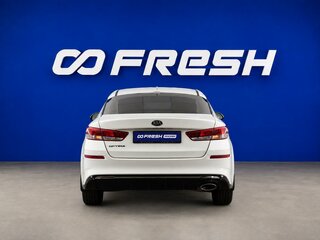 2019 Kia Optima IV Рестайлинг, белый, 1699077 рублей, вид 4