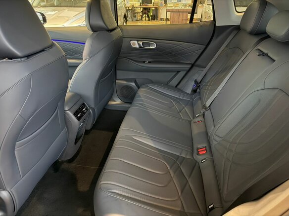 2026 Geely EX5 Гибрид EM-R, серый - вид 14