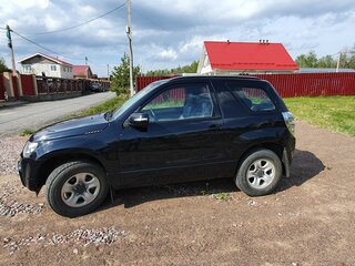 2010 Suzuki Grand Vitara II Рестайлинг, чёрный, 2000000 рублей, вид 3