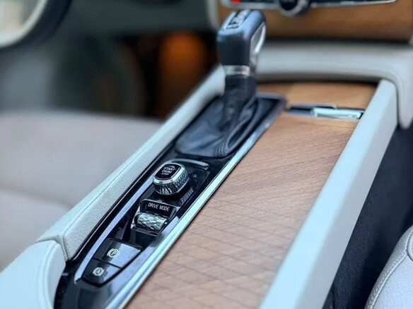 2021 Volvo XC90 II Рестайлинг 1, чёрный, 4100000 рублей - вид 15