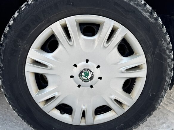 2012 Skoda Octavia II (A5) Рестайлинг, серебристый, 770000 рублей - вид 10