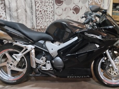 2006 Honda VFR 800, чёрный, 427000 рублей, вид 4