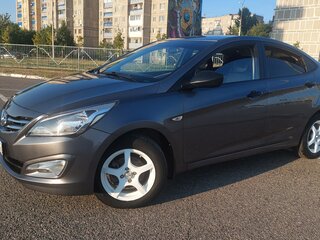 2016 Hyundai Solaris I Рестайлинг, серый, 760000 рублей, вид 1