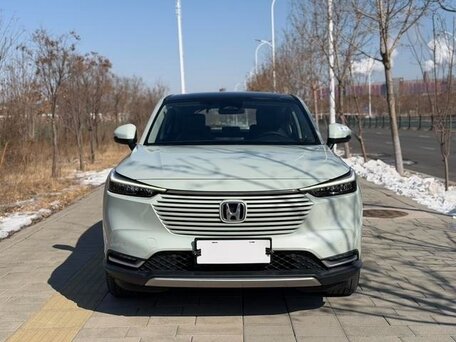 2022 Honda Vezel II, белый, 1560000 рублей, вид 2