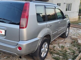 2004 Nissan X-Trail I Рестайлинг, серебристый, 600000 рублей, вид 3