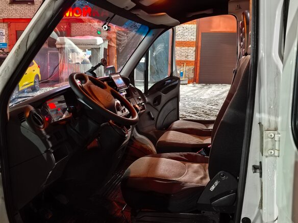 2010 Iveco Daily, белый, 1560000 рублей - вид 8