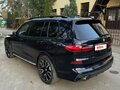 2020 BMW X7 30d I (G07), синий, 7500000 рублей - вид 2