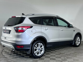 2017 Ford Kuga II Рестайлинг, серебристый, 1330000 рублей, вид 5