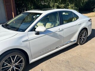 2023 Toyota Camry VIII (XV70) Рестайлинг, белый, 4950000 рублей, вид 5