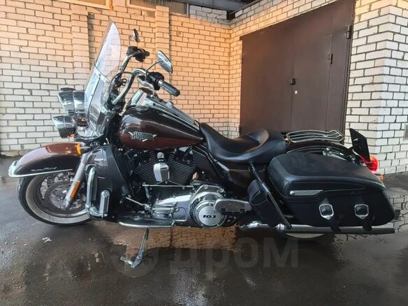 2011 Harley-Davidson Road King, коричневый, 1500000 рублей - вид 7