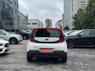 2019 Kia Soul III, белый, 1599000 рублей, вид 5