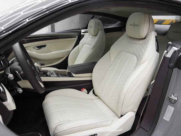 2025 Bentley Continental GT Speed IV, серый, 37500000 рублей - вид 12