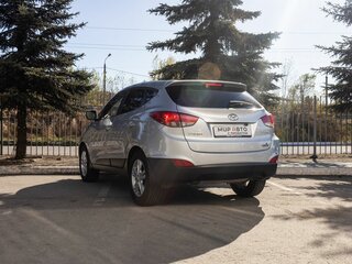 2013 Hyundai ix35 I, серебристый, 1285000 рублей, вид 2