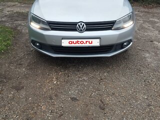 2012 Volkswagen Jetta VI, серебристый, 875000 рублей, вид 1