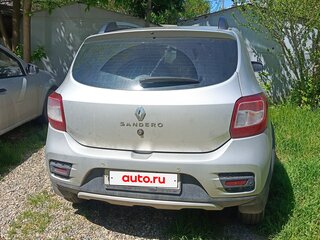 2016 Renault Sandero Stepway II, серый, 799999 рублей, вид 3
