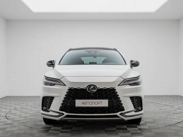 2026 Lexus RX 500h V, белый - вид 3