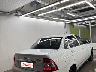 2014 Lada (ВАЗ) Priora I Рестайлинг, белый, 545000 рублей, вид 2