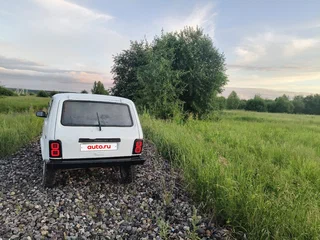 1997 Lada (ВАЗ) 2121 (4x4) I Рестайлинг, белый, 120000 рублей, вид 2